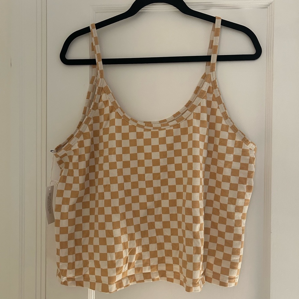 ARQ crop tank 6x checkered